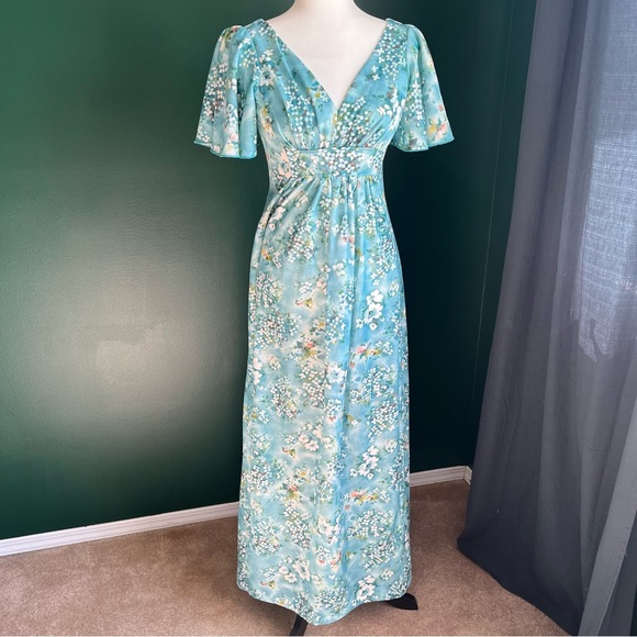 Vintage 1970’s Butterfly Sleeve Floral Maxi Dress - Picture 4 of 15